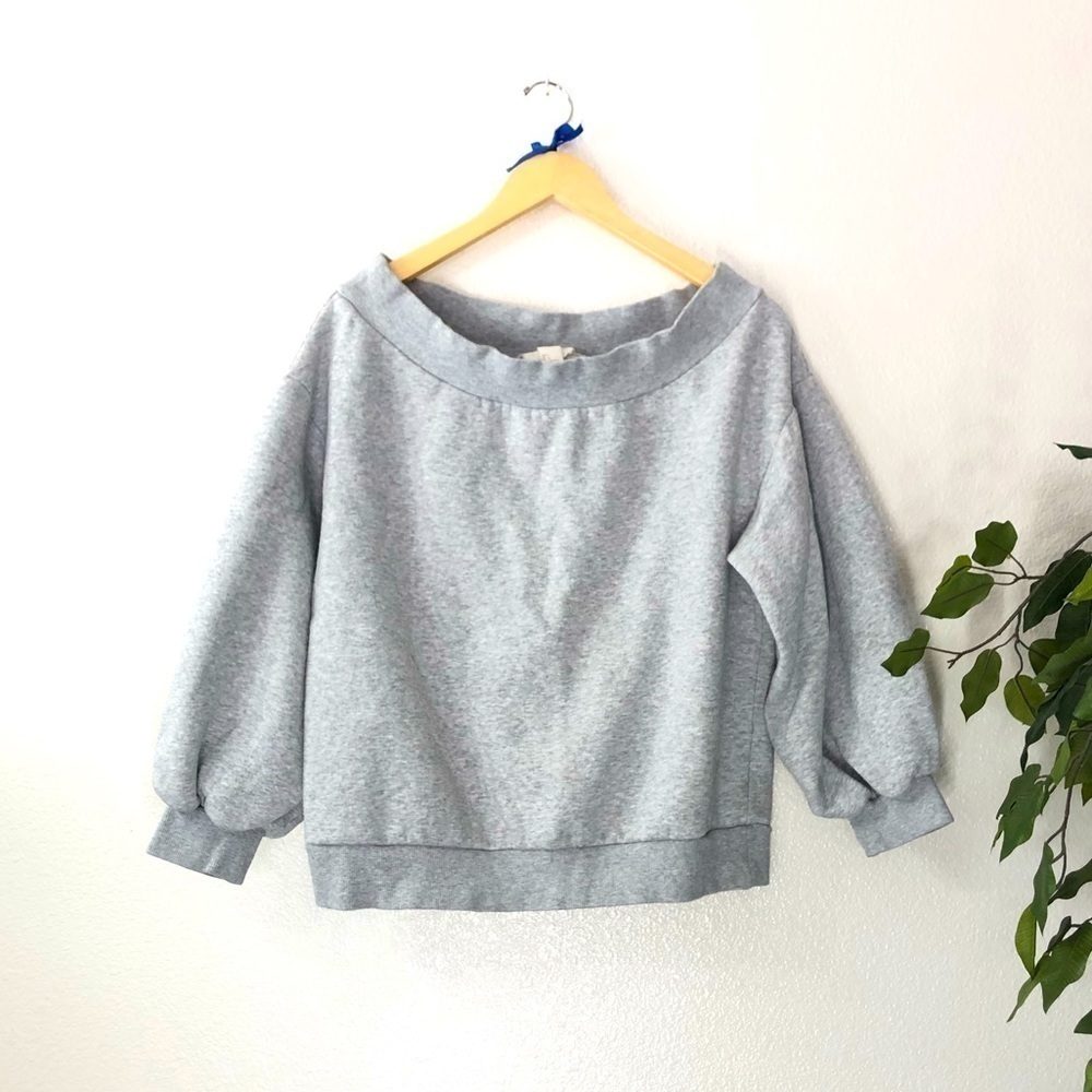 H&M Grey Cropped Sweatshirt